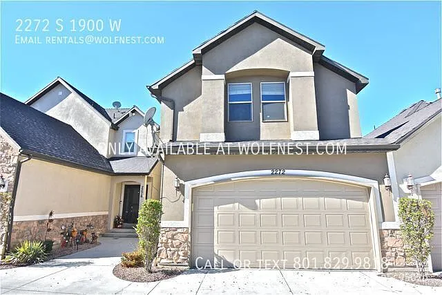 2272 S 1900 W — Photo 2