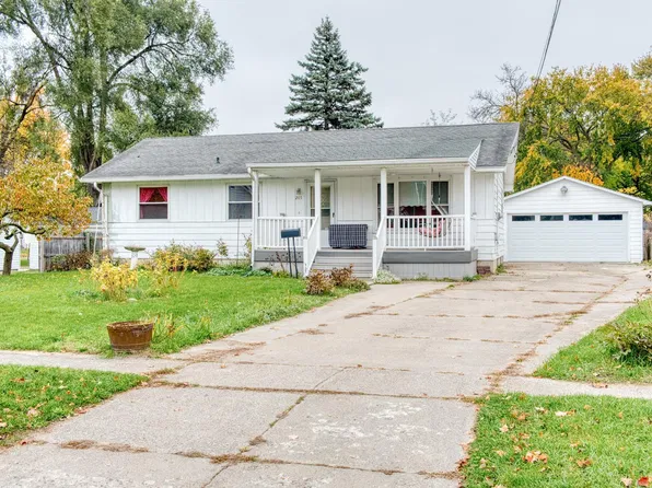 205 S Oak St, Owosso, MI 48867