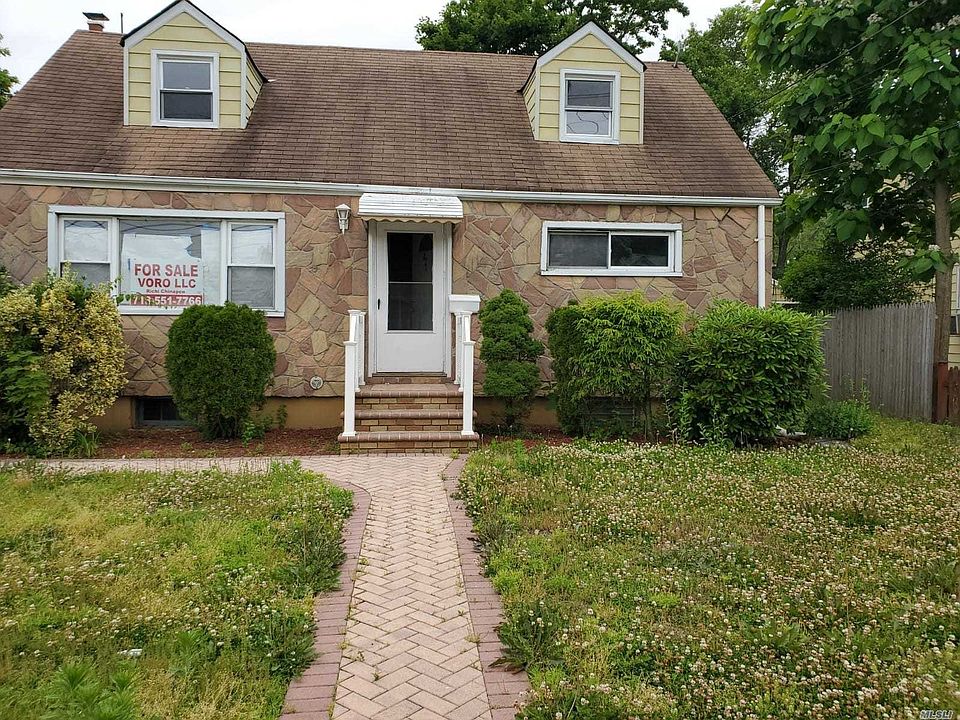 1st image of 471 White Star Ave