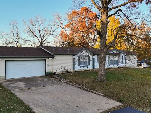 31527 Tonys Point, Gravois Mills, MO 65037