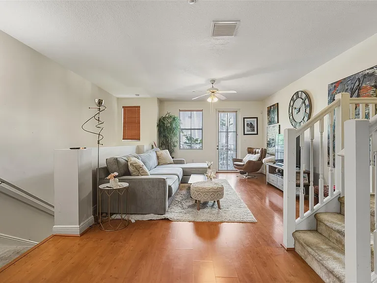 1336 SW 3rd Ct #1336 — Photo 5