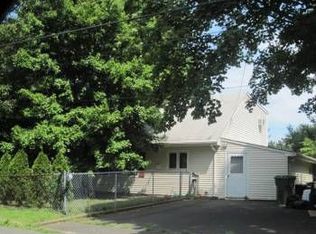 51 Ash Ter, Parlin, NJ 08859