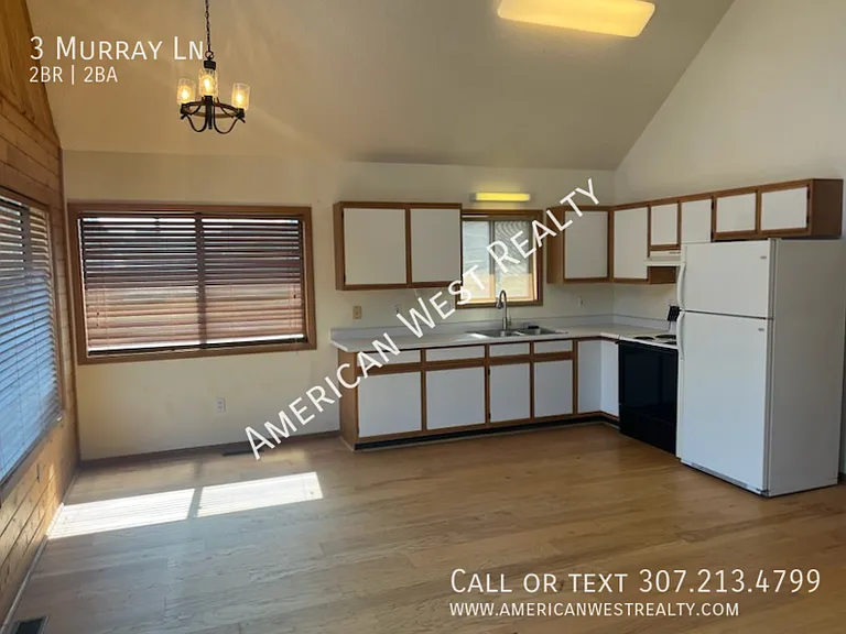 3 Murray Ln — Photo 2