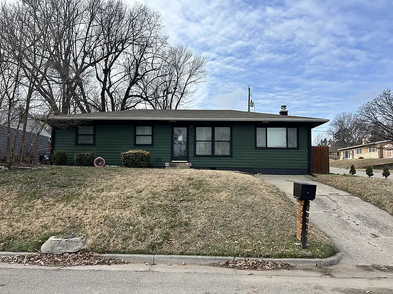 502 S Calhoun St — Photo 1