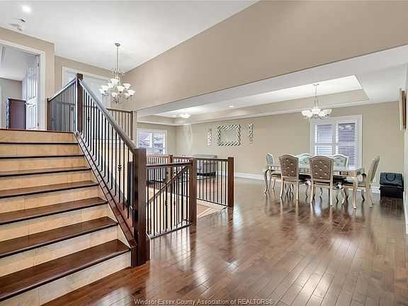 5th image of 2988 Ruth Rd