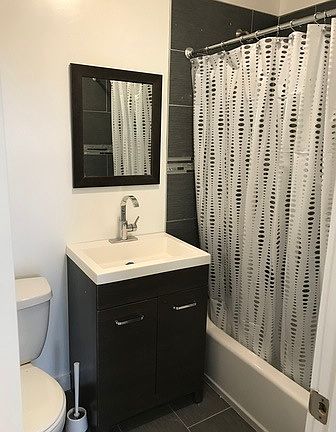 4th image of 220 Targee St APT 3R