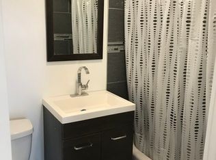 220 Targee St APT 3F, Staten Island, NY 10304