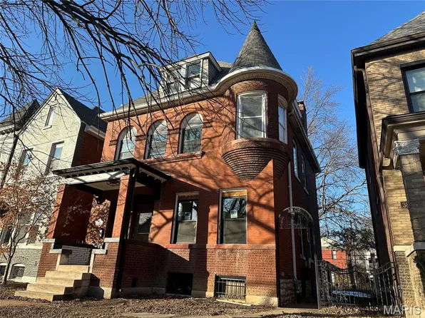 3805 Hartford St, Saint Louis, MO 63116