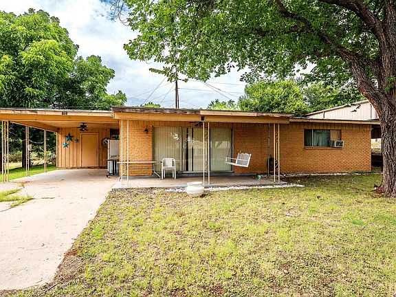 2nd image of 103 Live Oak