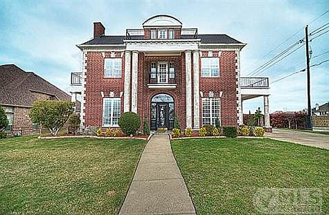 1st image of 100 Mont Blanc Dr
