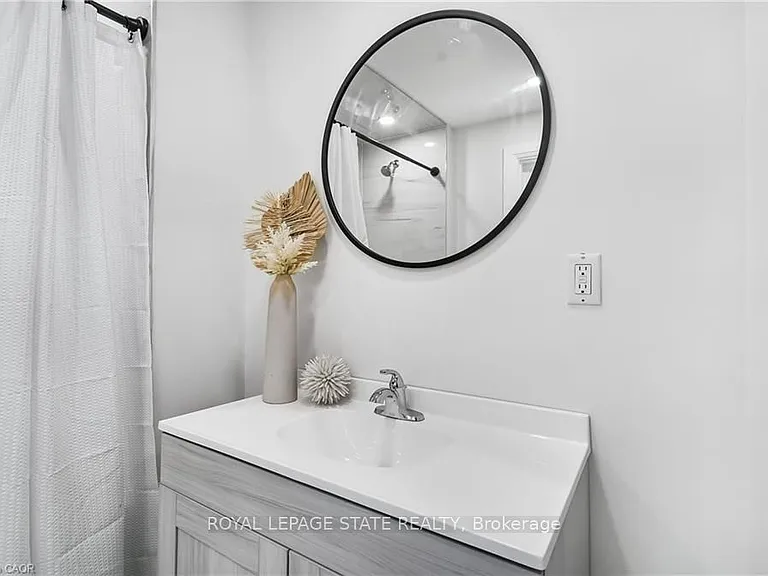 10 Comet Ave #1 — Photo 16