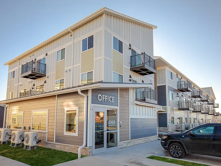 Village West Apartments — Photo 16