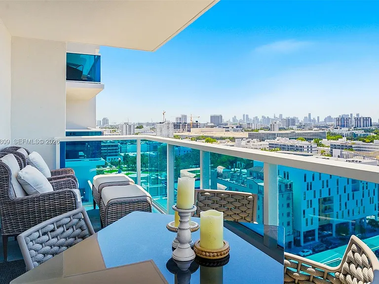 2301 Collins Ave #1533 — Photo 5