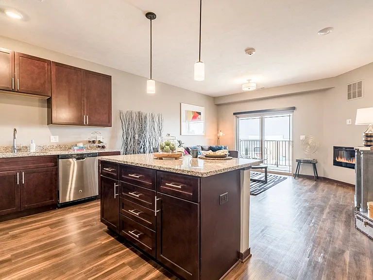 360 at Jordan West — Photo 74