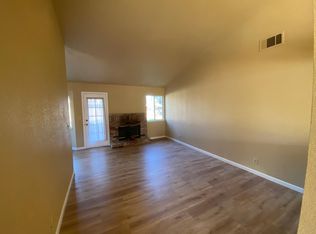 555 Stanford St, Vacaville, CA