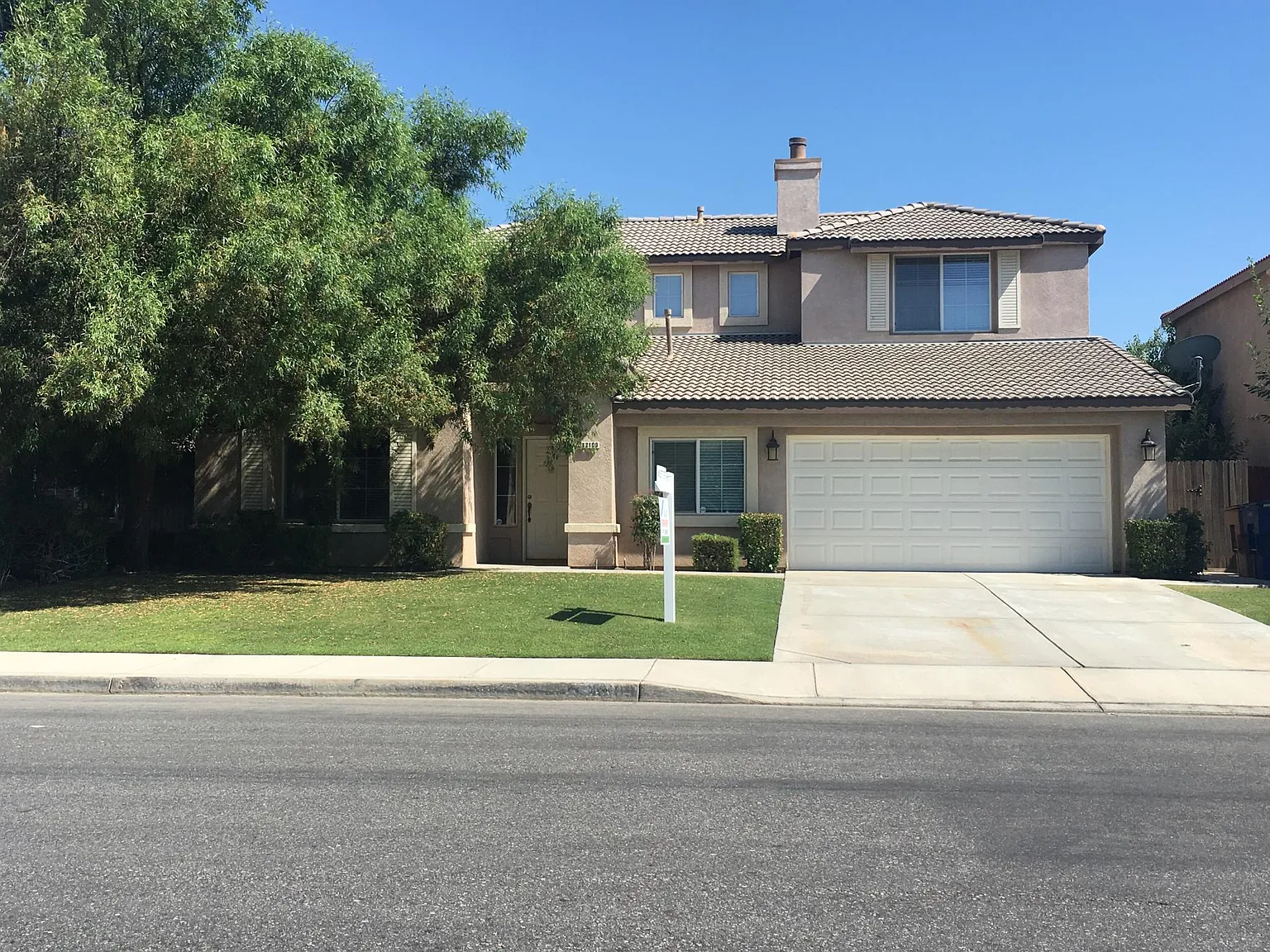 12109 Roaring River Ave photo 1