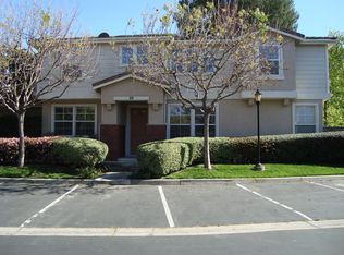 39 Greenmeadow Dr, Thousand Oaks, CA 91320