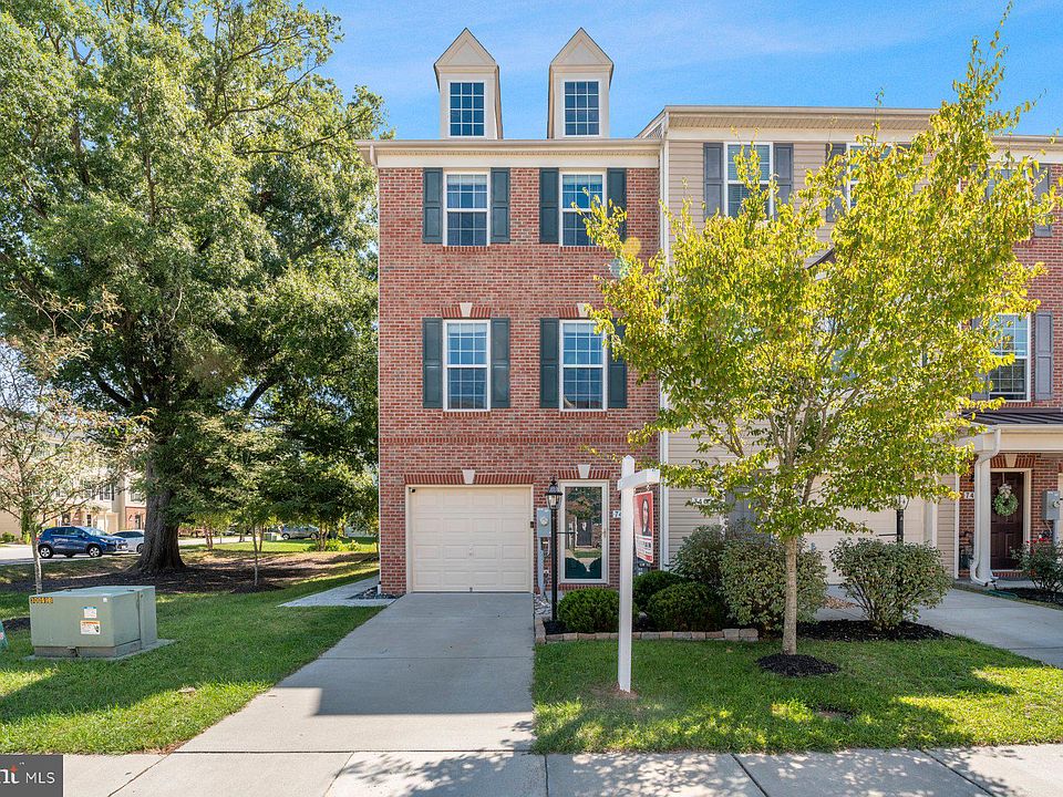 1st image of 7403 Willow View Ln