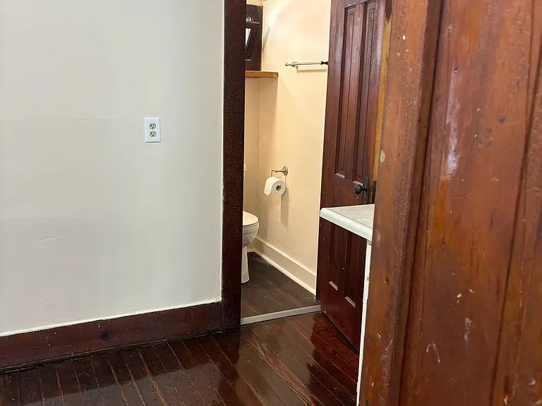 103 Ruxton Ave #A — Photo 7