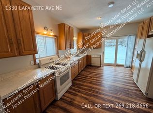 1330 Lafayette Ave NE, Grand Rapids, MI 49505