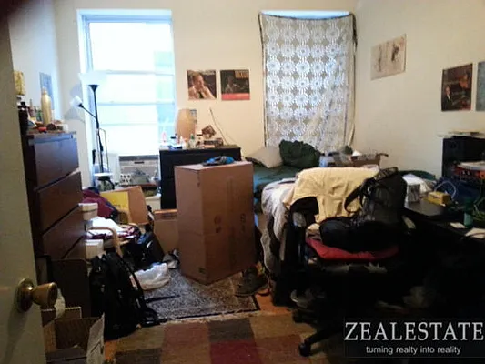 Rented by ZealEstate Group Inc | media 33