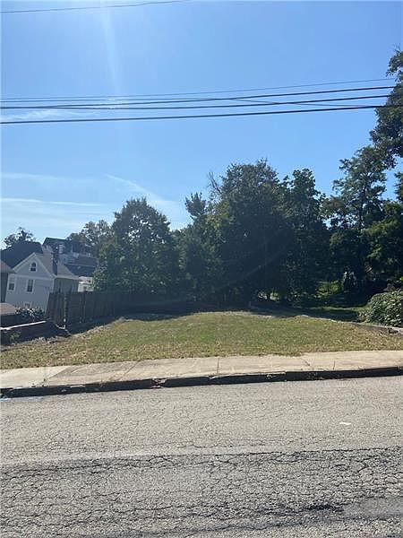 1st image of 34 Grant St