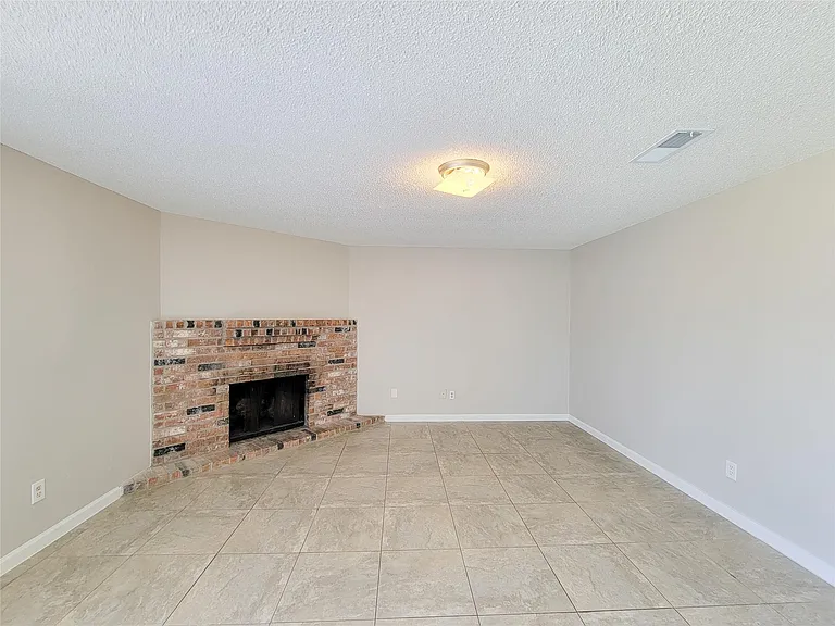 8530 Quail Burg Ln — Photo 6
