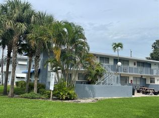 1605 NE 126th St #502, Miami, FL 33181
