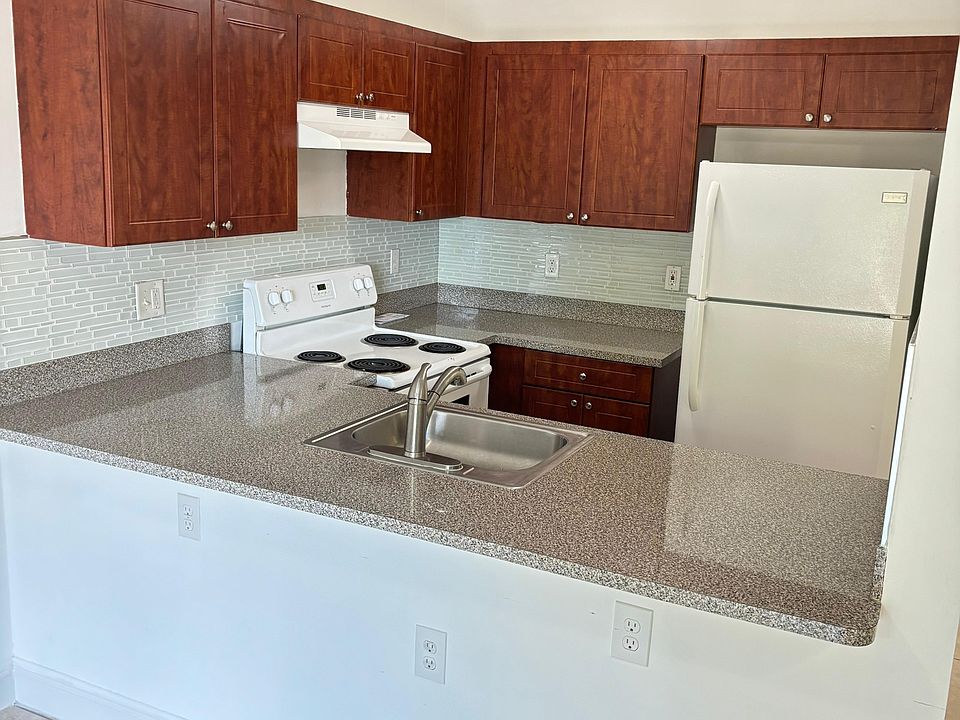 1st image of 2469 W 78th St APT 205