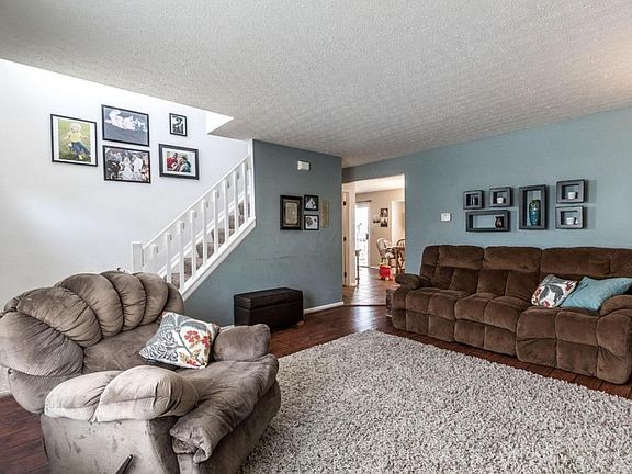 3rd image of 1566 Burkey Ct