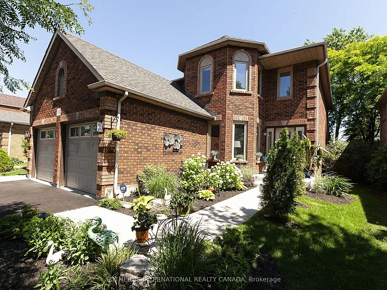 2074 Brays Ln — Photo 2