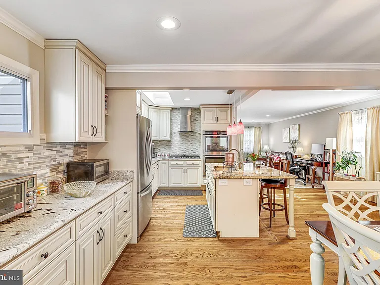 205 Tapawingo Rd SW — Photo 8