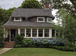 141 Hillside Rd, Franklin, MA 02038