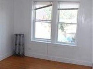 2432 N Linden Pl APT 306, Chicago, IL 60647