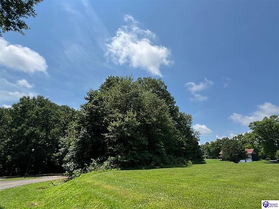 3rd image of 82 Hampton Ct Lot 82