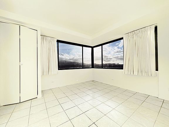 5th image of 2888 Ala Ilima St APT 1811
