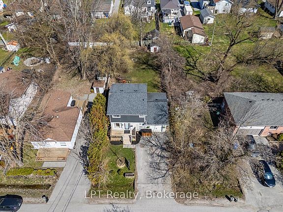 2nd image of 154 Beach Rd