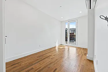 Rented by Doorway NYC, LLC