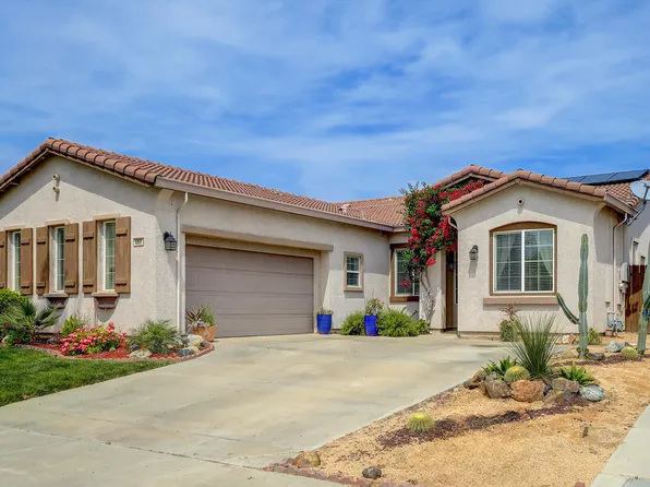 3350 W Stewart Avenue, Visalia, CA 93291