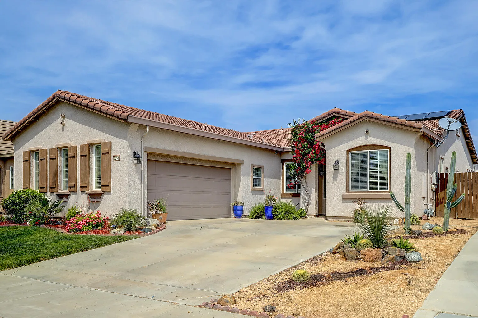 3350 W Stewart Avenue photo 1