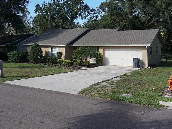3rd image of 6203 Christina Groves Cir W