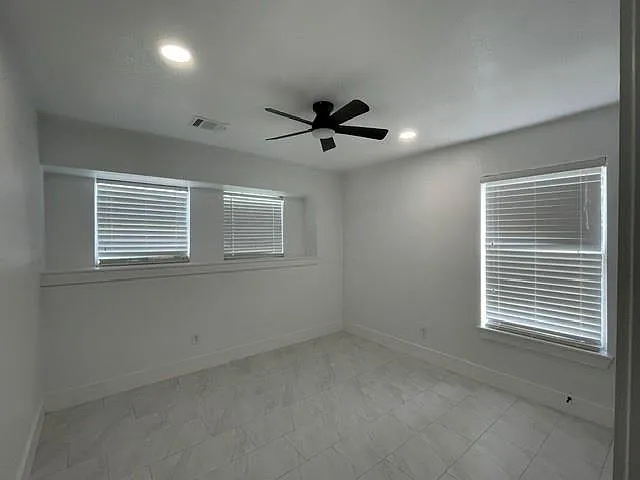 109 Del Monte Ln — Photo 10