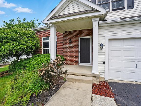 3rd image of 790 Salinger Dr