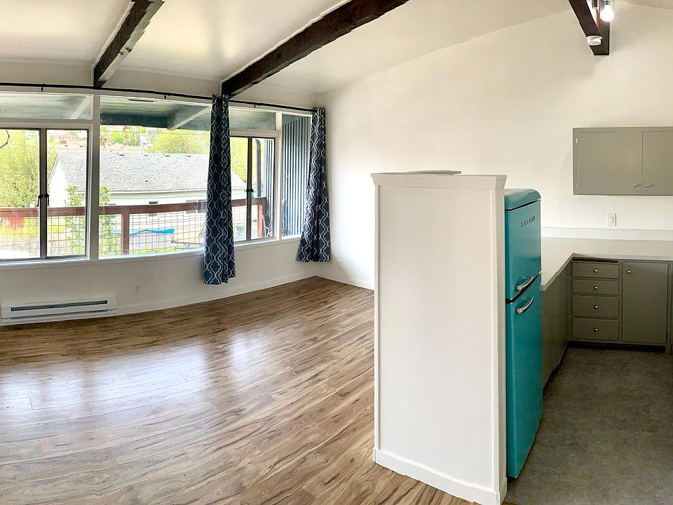 Architecturally Pleasing Vaulted Ceilings makes the apartment feel spacious