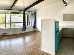 5207 38th Ave SW, Seattle, WA 98126