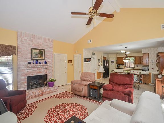 5th image of 18754 Clover Glen Ln