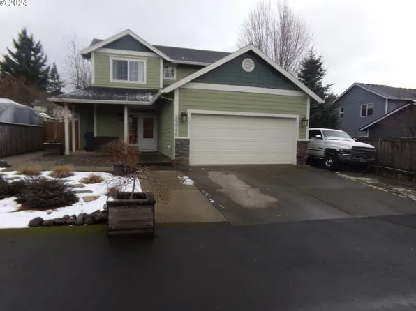 39945 Mitchell Ct, Sandy, OR 97055