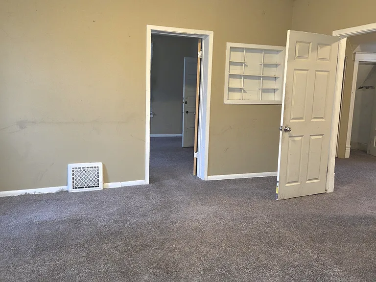 287 Sidney St E #2 — Photo 8