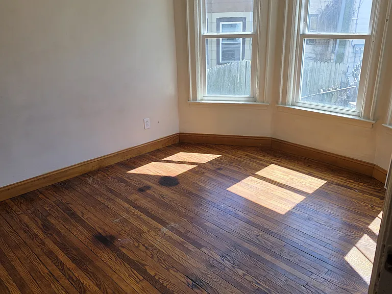245 Humboldt Pkwy #L — Photo 9