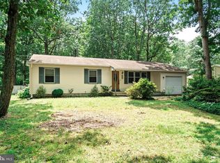 613 Cosy Ln, Jackson, NJ 08527
